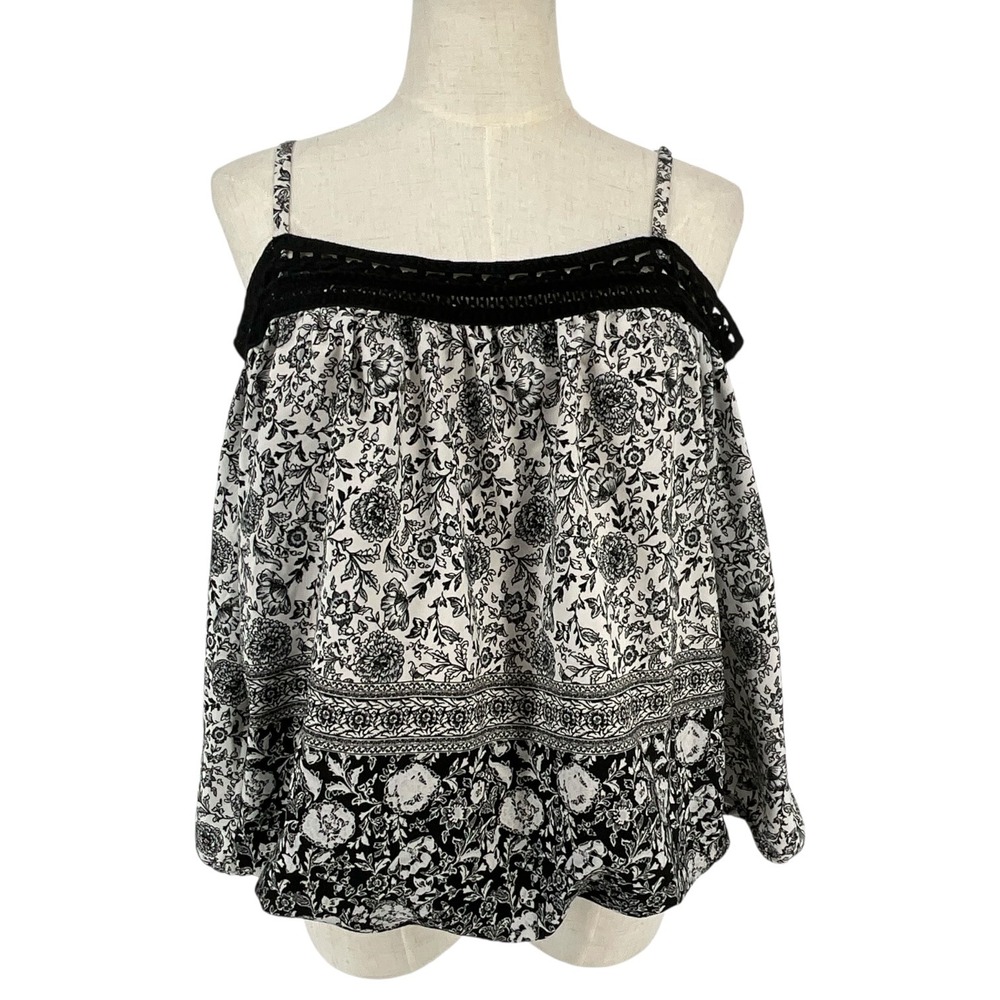 IZ Byer Women L Black White Floral Cold Shoulder Bubble Hem Blouse Crochet Trim‎